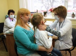 Медицинские осмотры в Запорожской области прошли более 32 тыс. детей