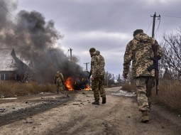 На Украине осужденным могут разрешить занимать офицерские должности