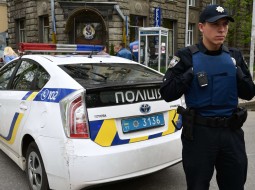 По Киеву прогуливался мужчина с осколочными гранатами в карманах