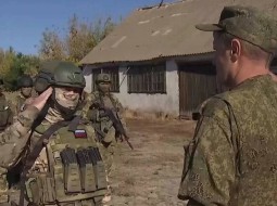 Российским военным вручили медали за срыв атак ВСУ на Запорожском направлении